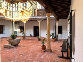 Apartamentos Patio de Santa María